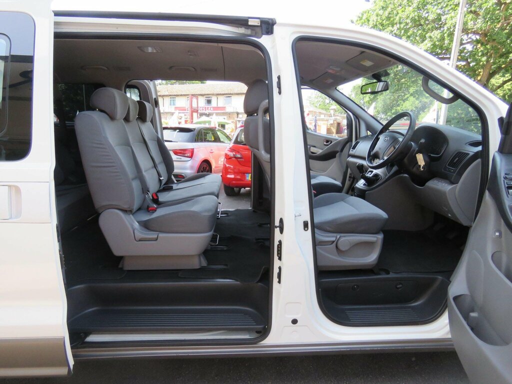 Hyundai I800 Crdi Style Silver #46