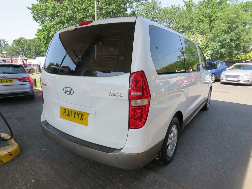 Hyundai I800 Crdi Style Silver #13