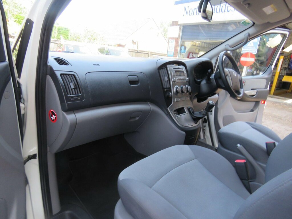 Hyundai I800 Crdi Style Silver #38