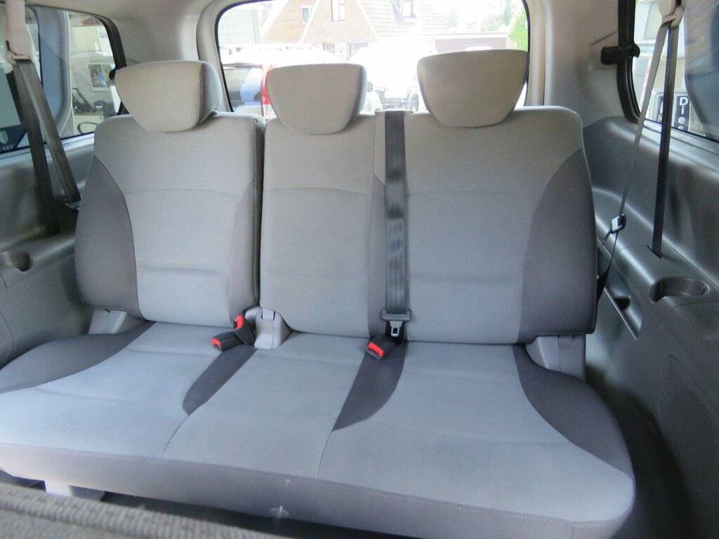 Hyundai I800 Crdi Style Silver #28