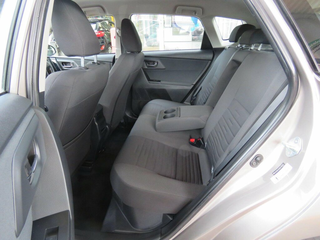 Toyota Auris 2016 16 1.8 Blue #8