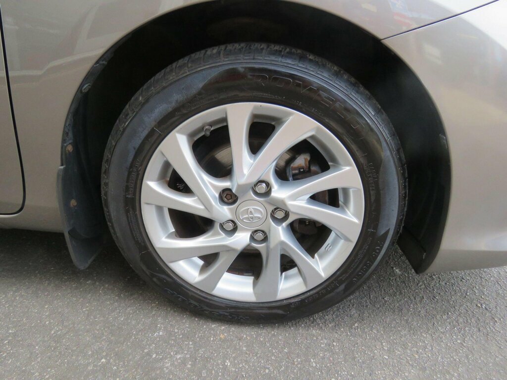 Toyota Auris 2016 16 1.8 Blue #19