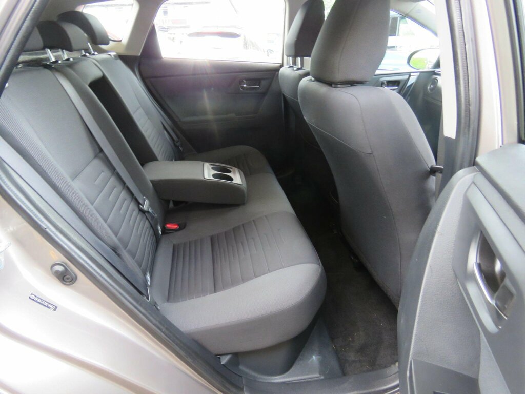 Toyota Auris 2016 16 1.8 Blue #25