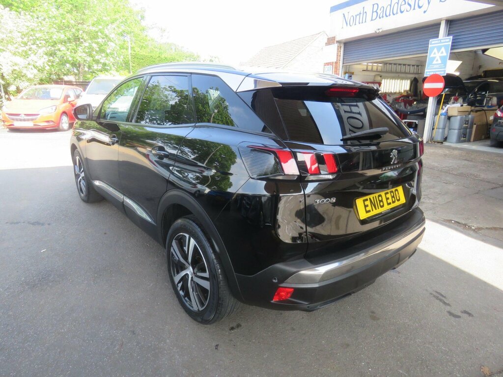 Peugeot 3008 1.2 Puretech Allure Euro 6 Ss Black #4