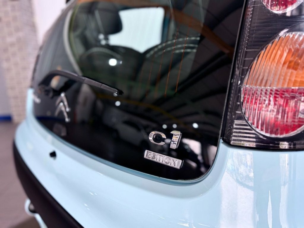Citroen C1 Platinum 1.0 Platinum White #9