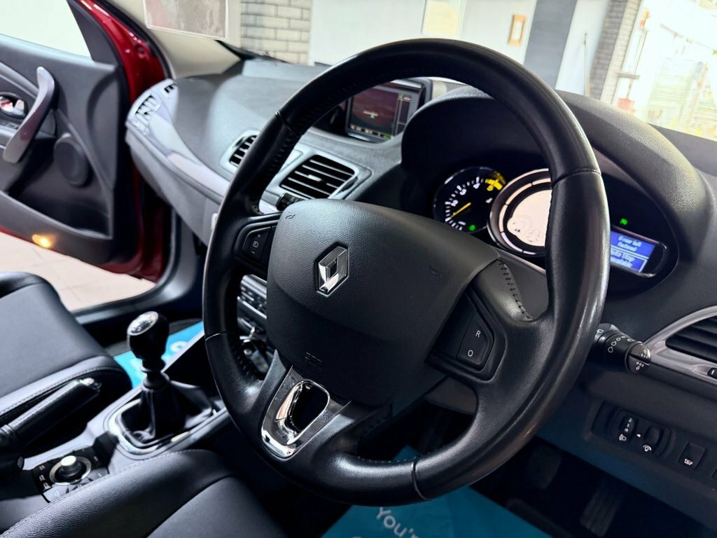 Renault Megane Hatchback 1.5 Dci Dynamique Nav Euro 6 Ss Black #25