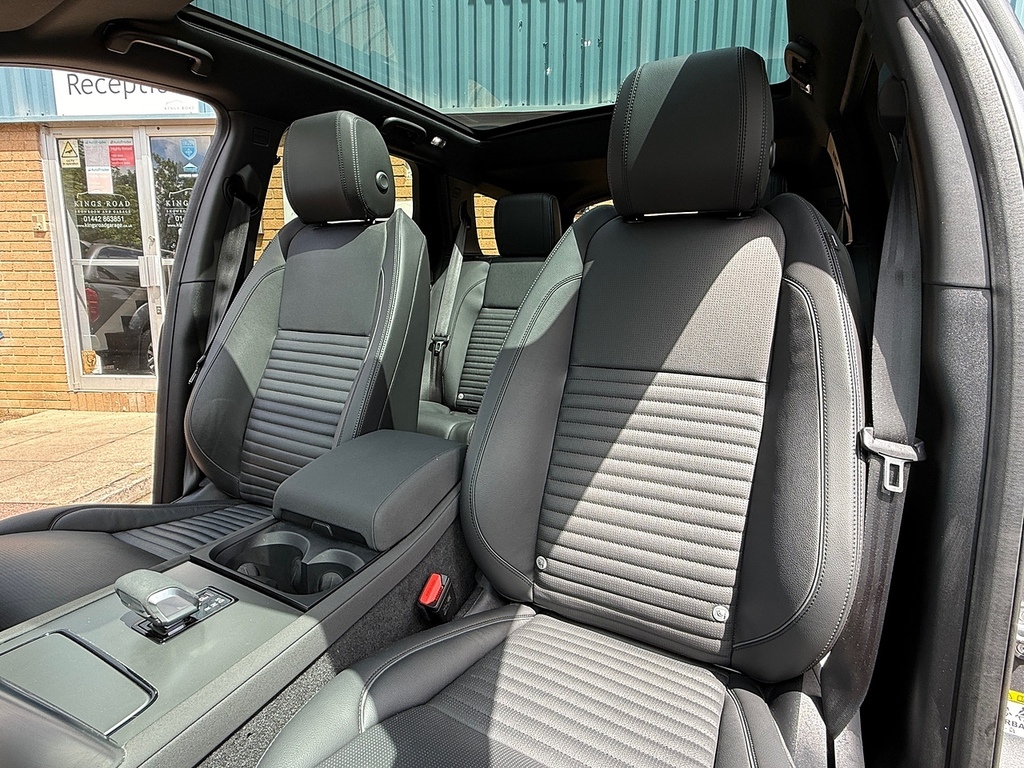 Land Rover Discovery Sport D200 Mhev Dynamic Se U5387 Ulez Grey #4