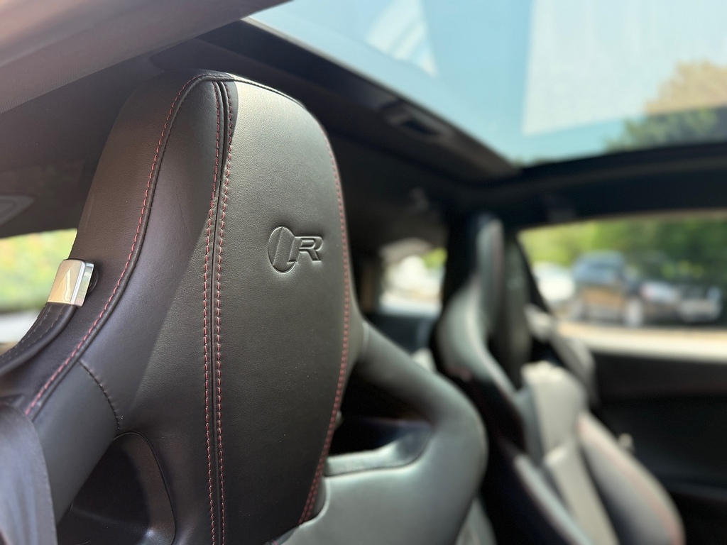Jaguar F-Type Jaguar Coupe 5.0 Supercharged V8 R White #22