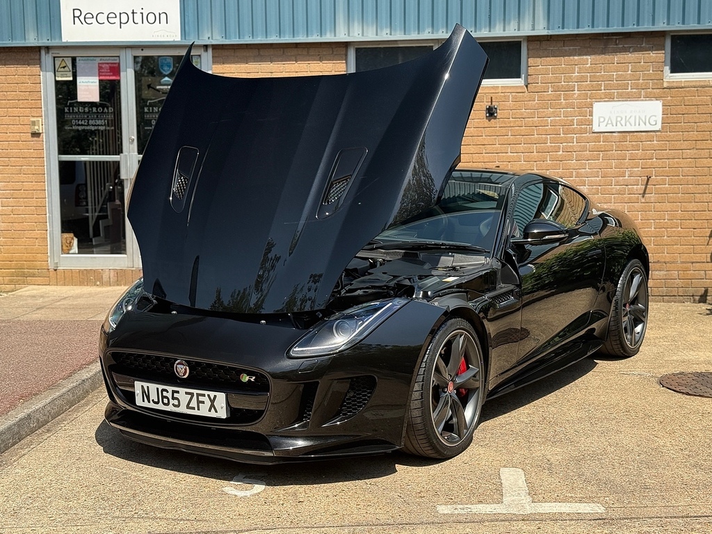 Jaguar F-Type Jaguar Coupe 5.0 Supercharged V8 R White #15