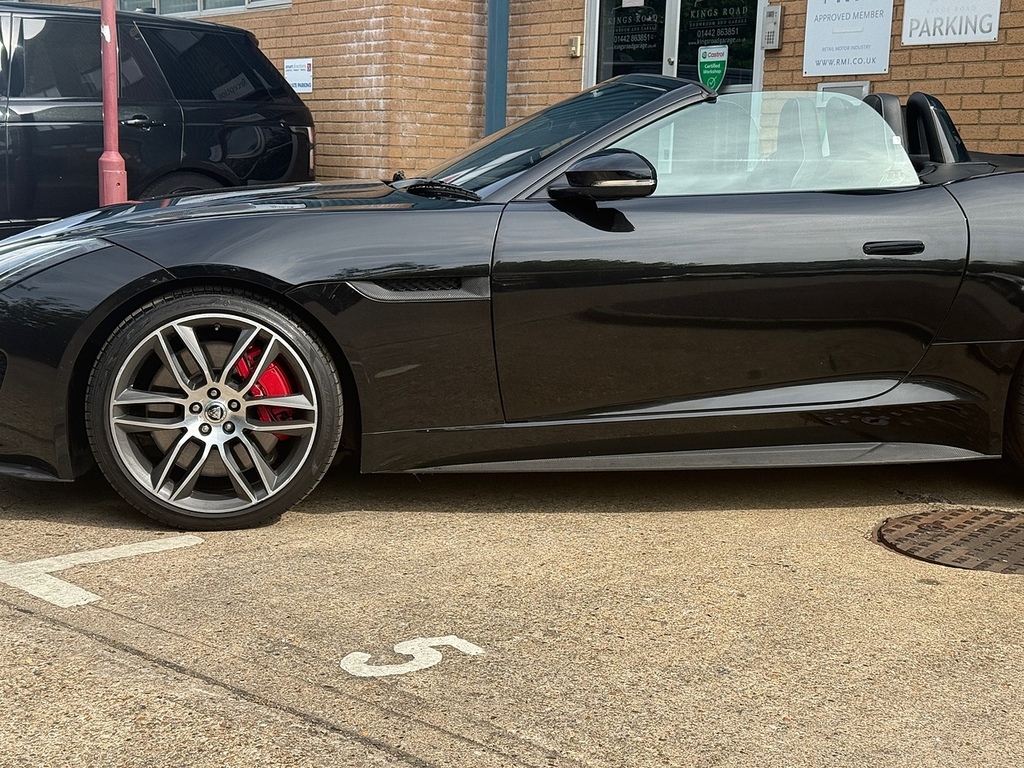 Jaguar F-Type V8 R Awd U5396 Black #4