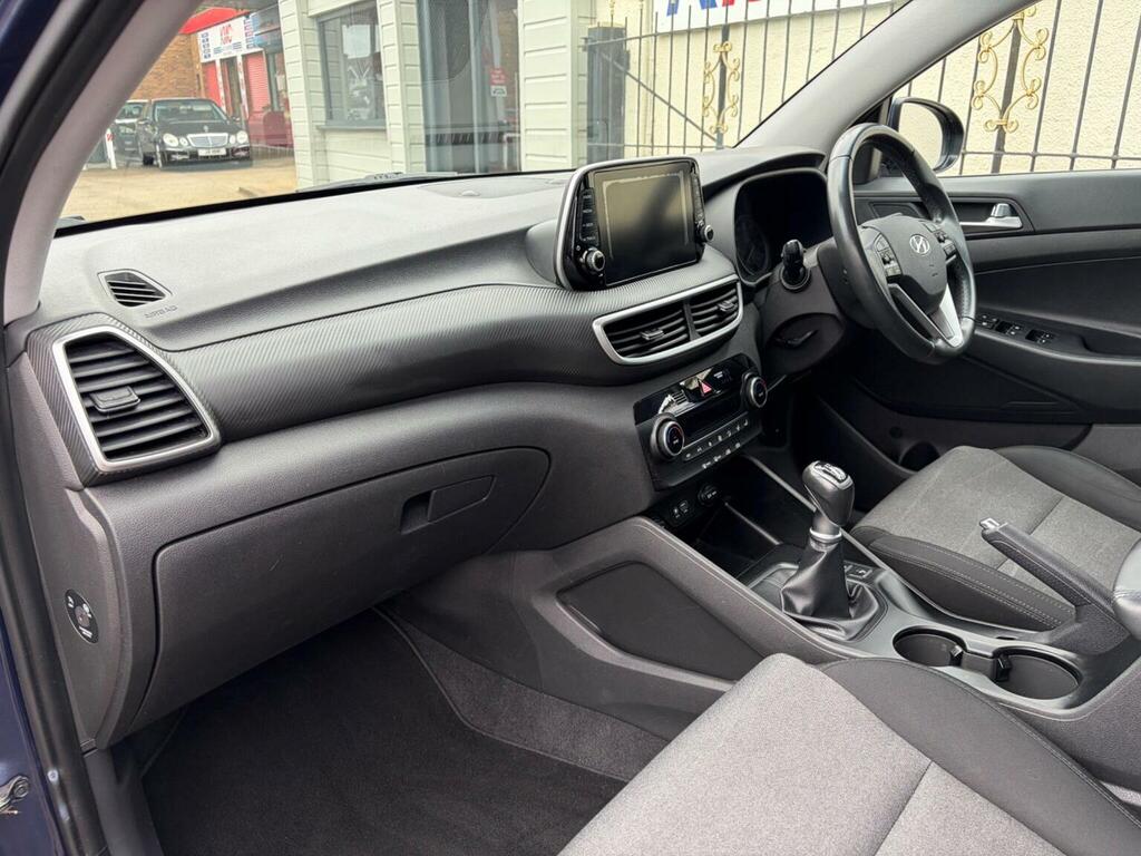 Hyundai Tucson  Blue #15