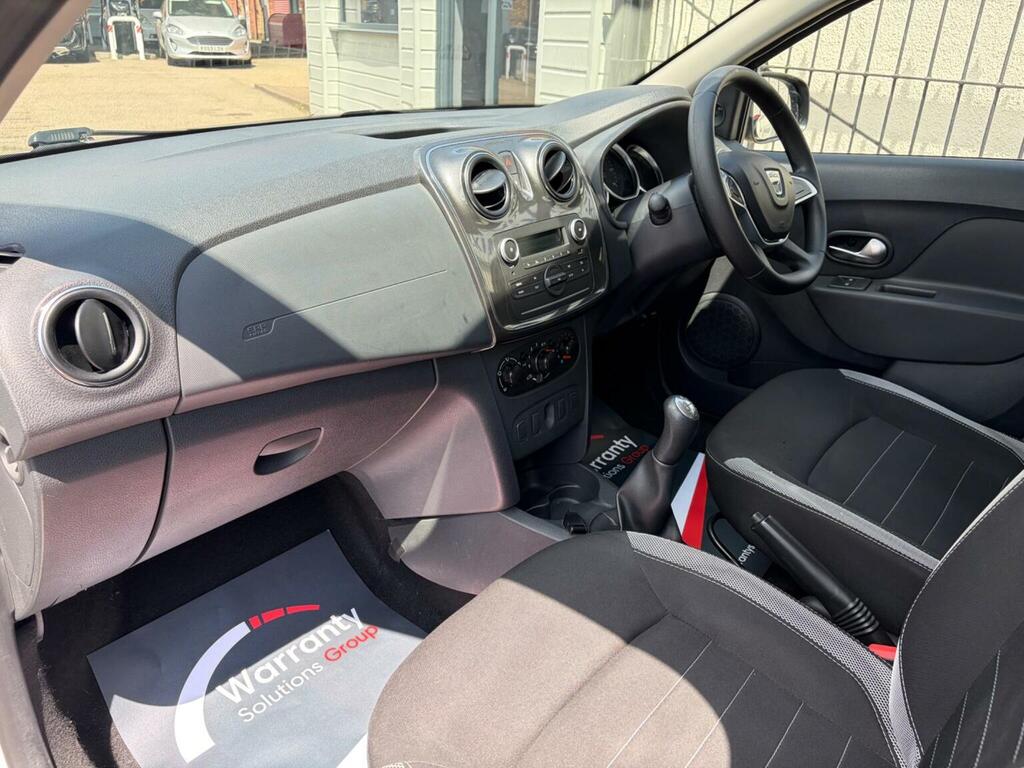 Dacia Sandero Stepway 0.9 Tce Essential Hatchback Euro Red #15