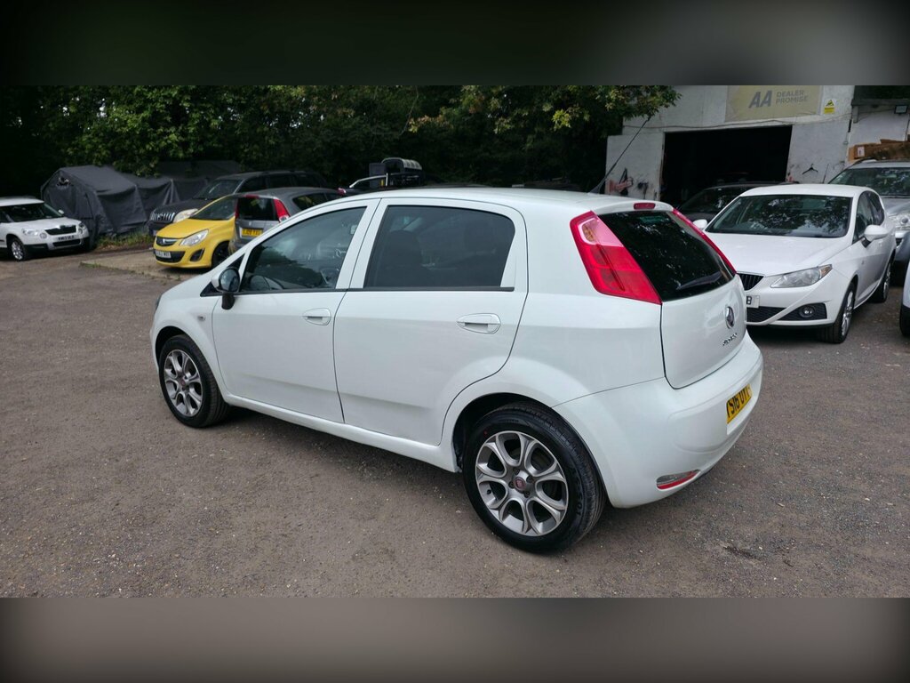 Fiat Punto 1.2 Easy Euro 6 White #6
