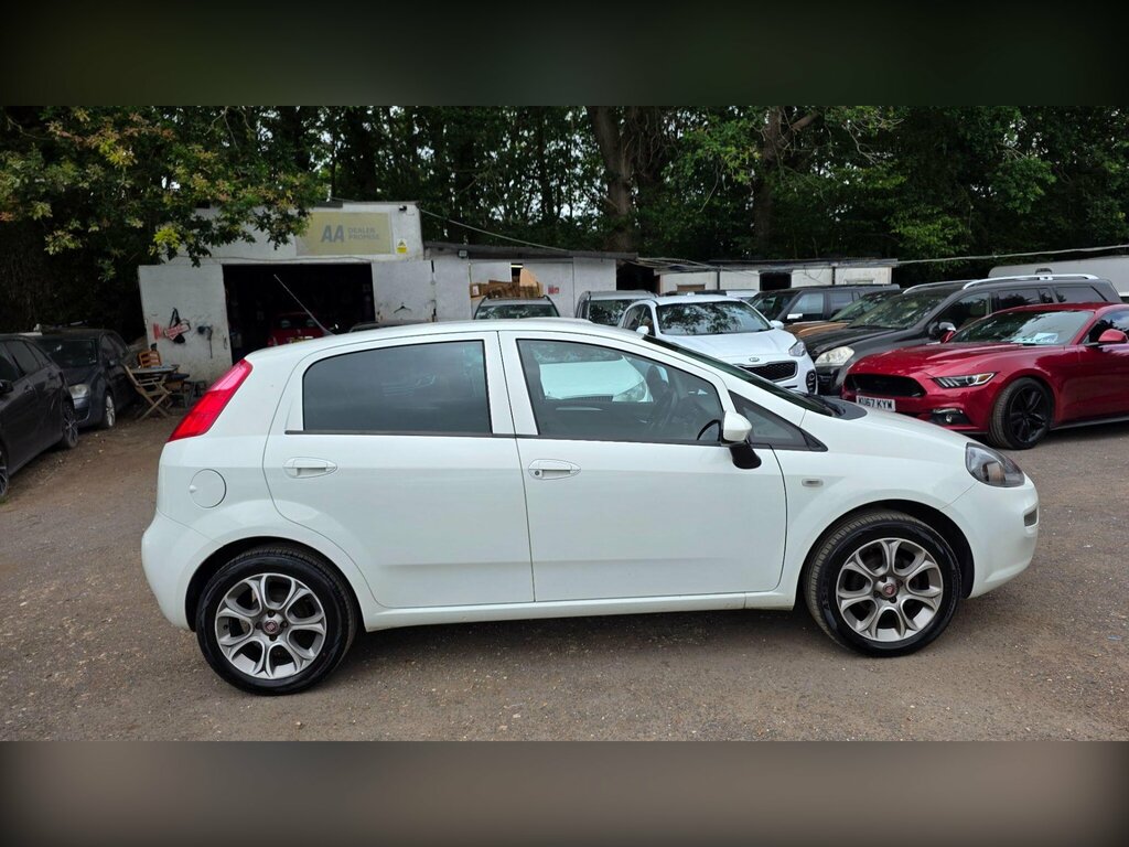 Fiat Punto 1.2 Easy Euro 6 White #5