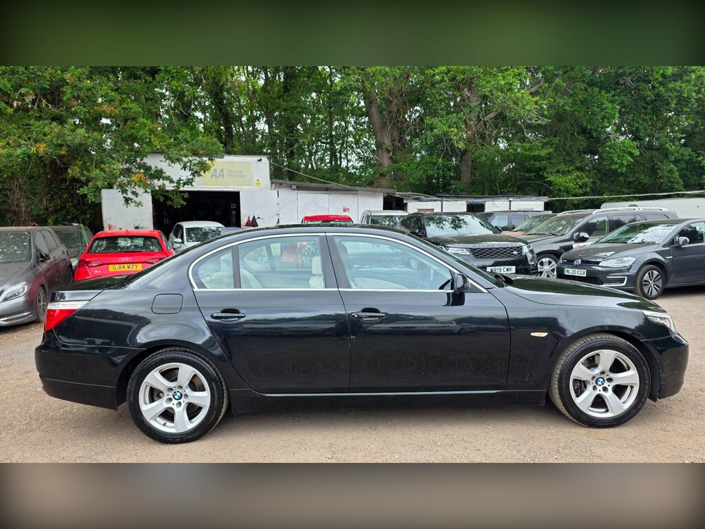 BMW 5 Series 3.0 525D Se Business Edition Steptronic Euro 4 HY10KBZ Black #5