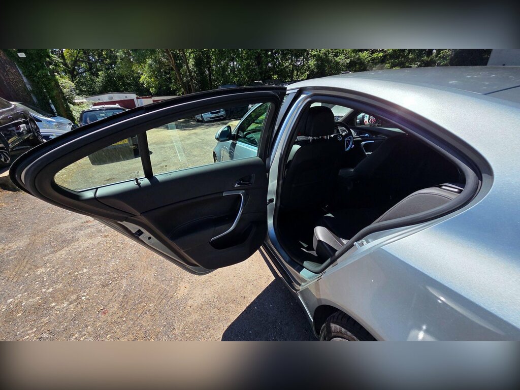 Vauxhall Insignia 2012 2.0 Elite Nav Cdti Ecoflex Ss 157 Bhp Brown #18