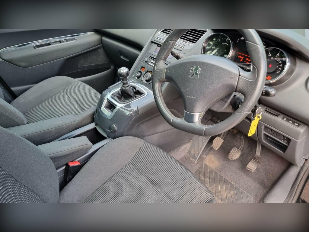 Peugeot 5008 1.6 E-hdi Active Egc Euro 5 Ss Black #43