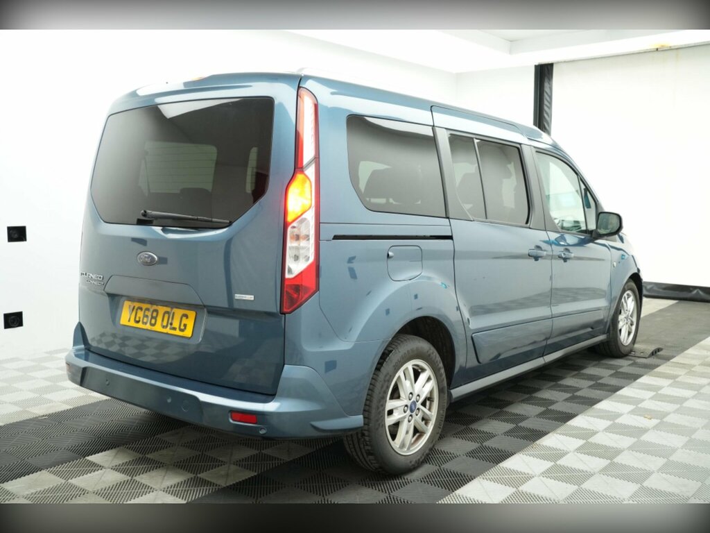 Ford Grand Tourneo Connect 1.5 Ecoblue Titanium Euro 6 Ss Blue #4