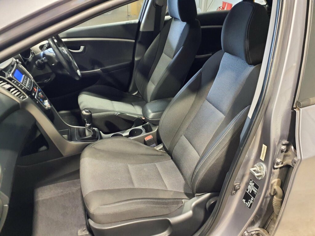 Hyundai I30 1.4 Active 2013 Blue #8