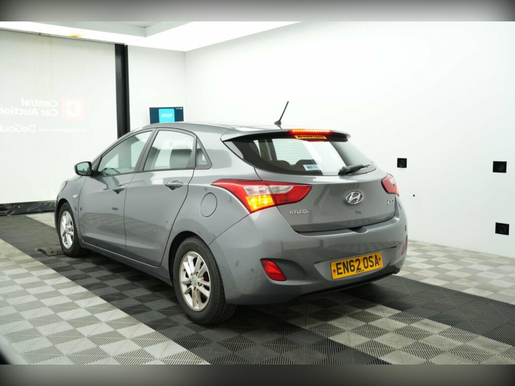 Hyundai I30 1.4 Active Euro 5 Grey #3