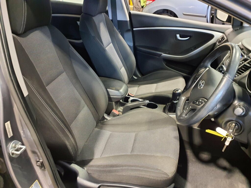 Hyundai I30 1.4 Active Euro 5 Grey #5