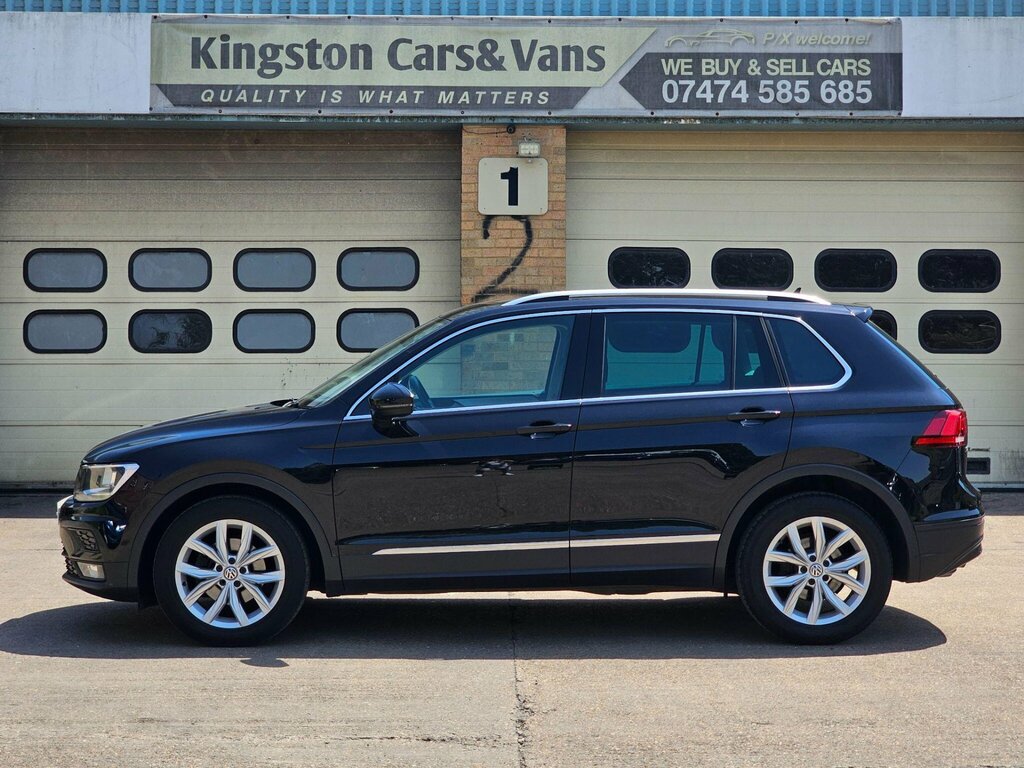 Volkswagen Tiguan 1.4 Tsi Se Navigation Euro 6 Ss Black #4
