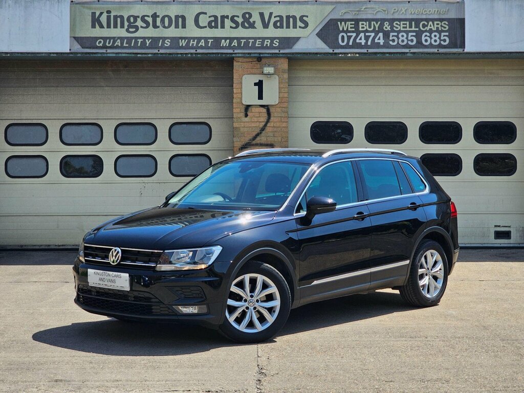 Volkswagen Tiguan 1.4 Tsi Se Navigation Euro 6 Ss Black