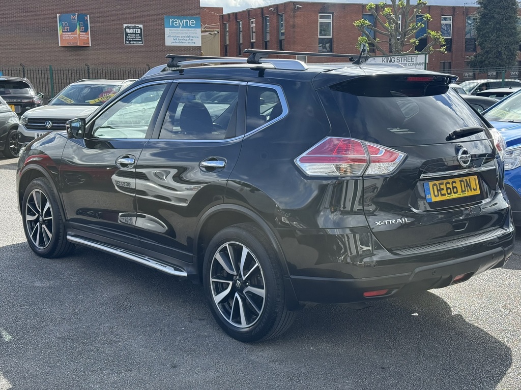 Nissan X-Trail Tekna 1.6 Dig-t 2016 66 Reg OE66DNJ Black #5