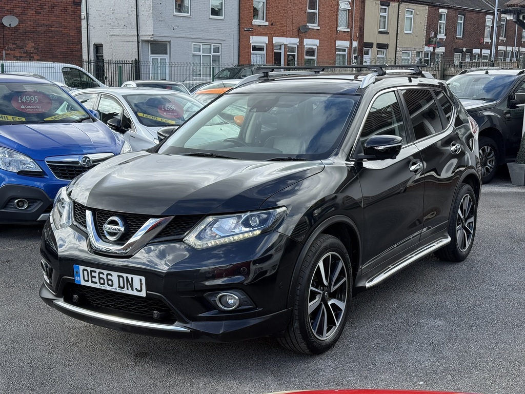 Nissan X-Trail Tekna 1.6 Dig-t 2016 66 Reg OE66DNJ Black #3