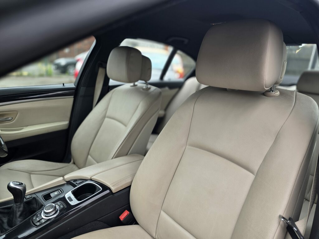 BMW 5 Series 530D Se Grey #40