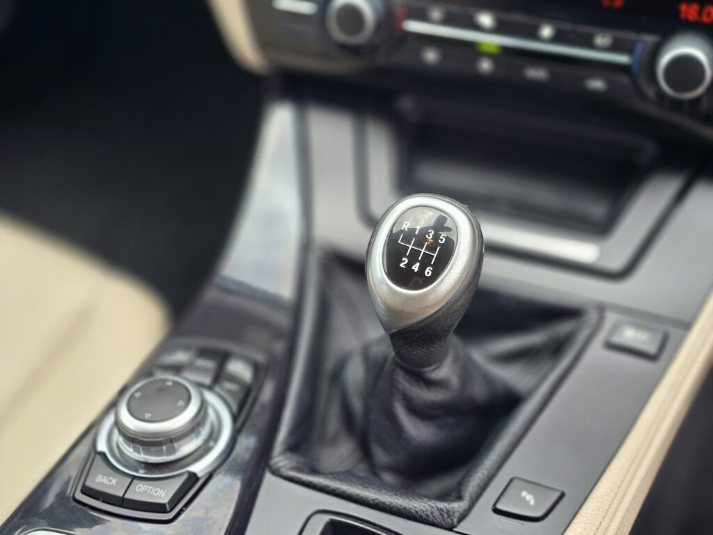 BMW 5 Series 530D Se Grey #27