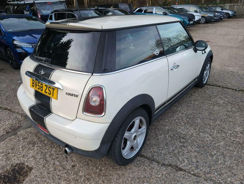 Mini Hatch 1.6 Cooper BV58ZST White #6