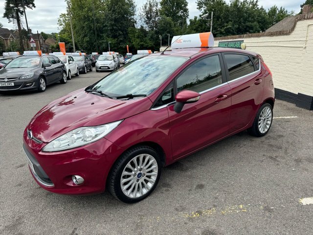 Ford Fiesta 2012 1.4 Titanium Hatchback Red #3