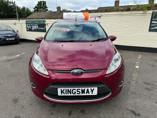 Ford Fiesta 2012 1.4 Titanium Hatchback Red #2