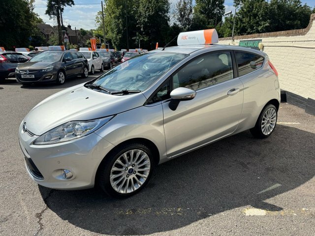 Ford Fiesta 2011 1.4 Titanium Hatchback VO61BYS Silver #3