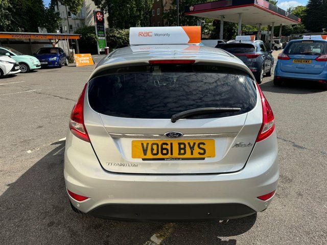 Ford Fiesta 2011 1.4 Titanium Hatchback VO61BYS Silver #5