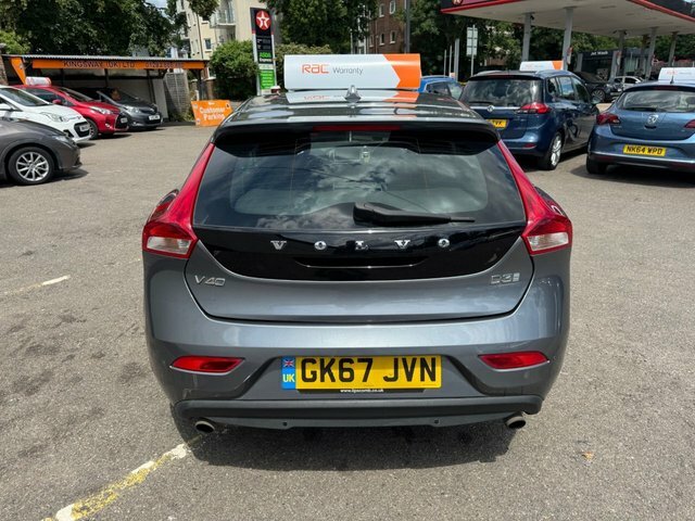 Volvo V40 2017 2.0 D3 Inscription Hatchback GK67JVN Grey #5
