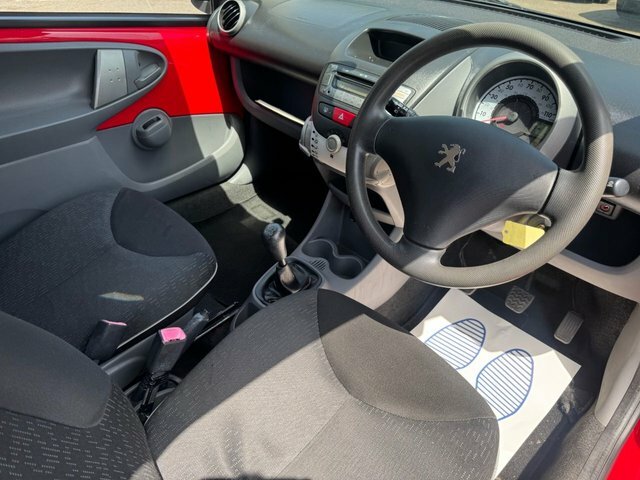 Peugeot 107 Allure Silver #11