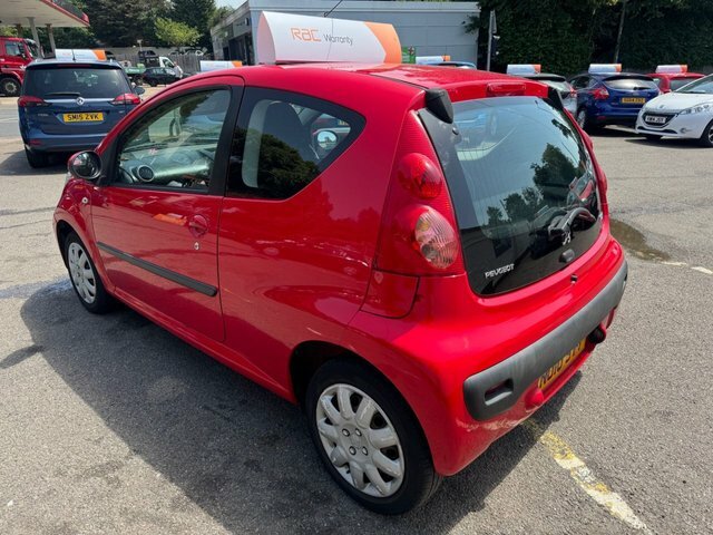 Peugeot 107 2010 1.0 12V Urban Hatchback Eur Red #4