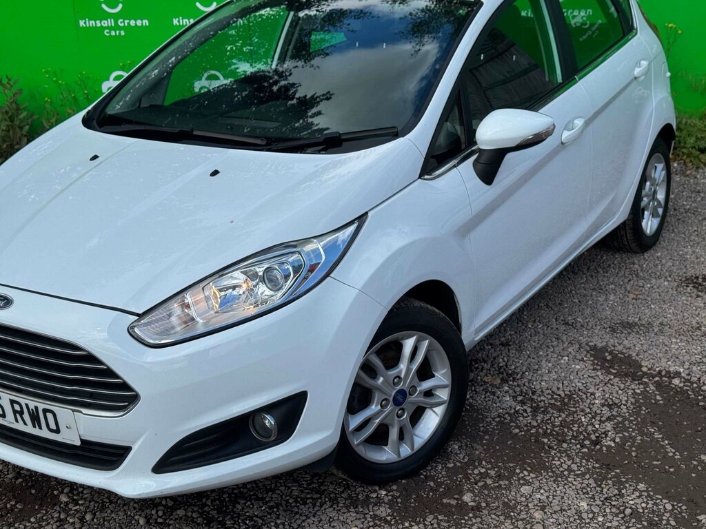 Ford Fiesta Zetec White #6