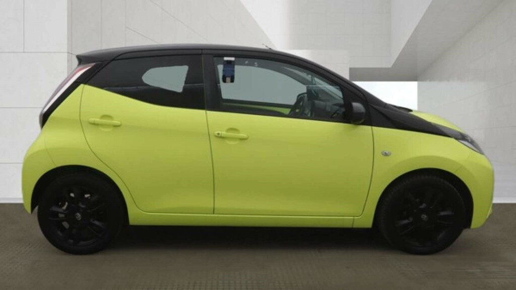 Toyota Aygo Aygo X-cite 3 Vvt-i Yellow #5