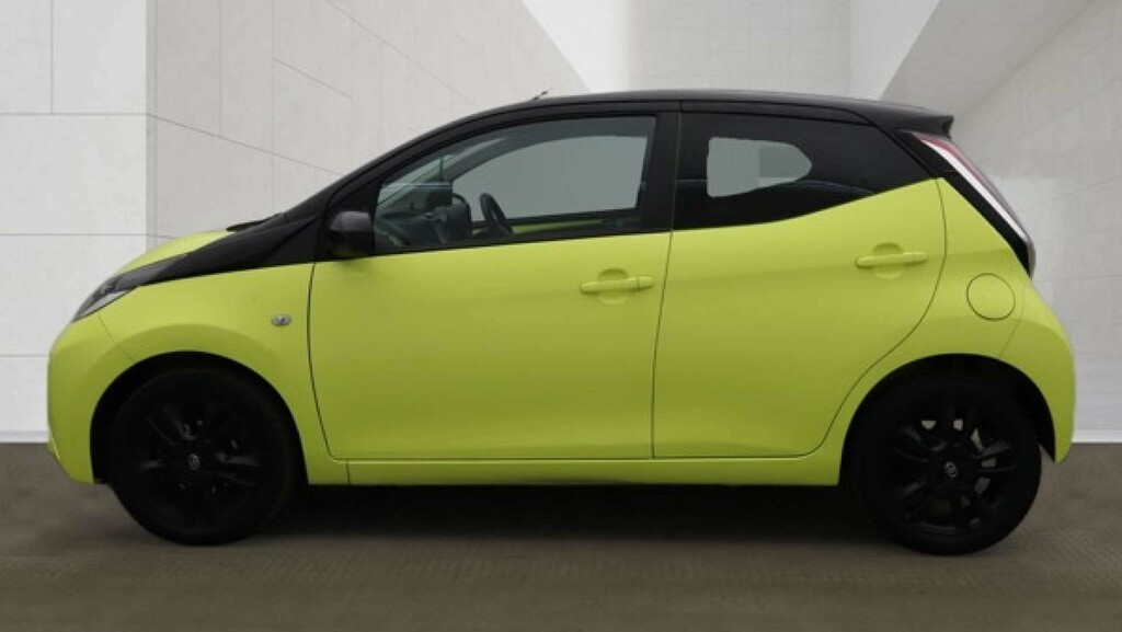 Toyota Aygo Aygo X-cite 3 Vvt-i Yellow #6
