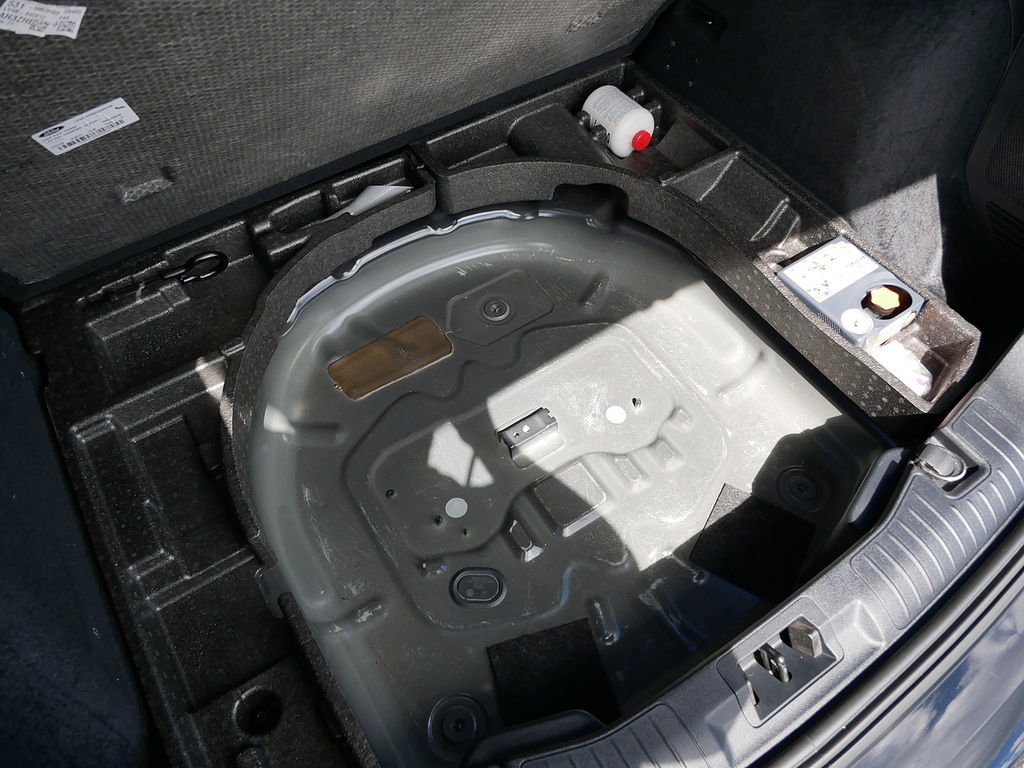 Ford Kuga 2.5 Duratec 14.4Kwh Vignale Suv Plug-in Silver #26