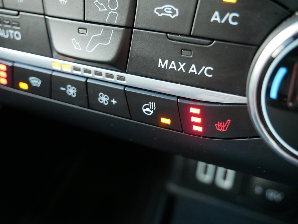 Ford Kuga 2.5 Duratec 14.4Kwh Vignale Suv Plug-in Silver #53