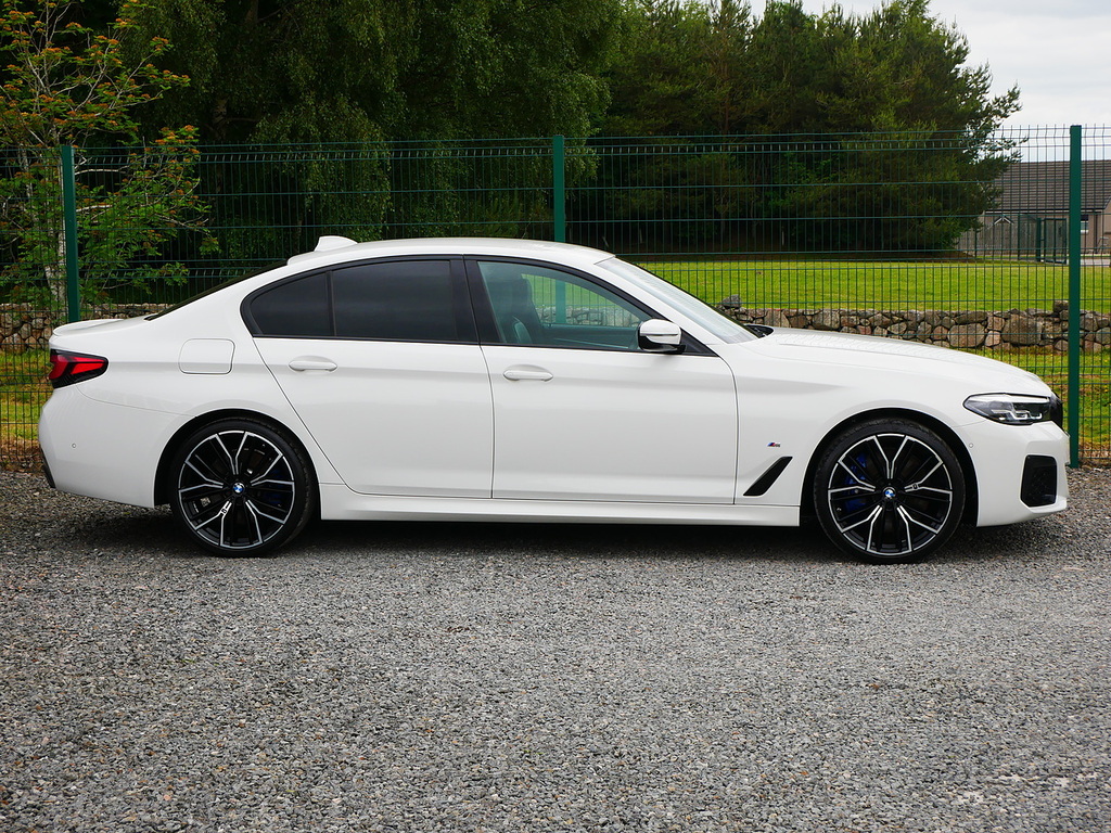BMW 5 Series 3.0 530D Mht M Sport Steptronic Xdrive Euro 6 U33 White #5