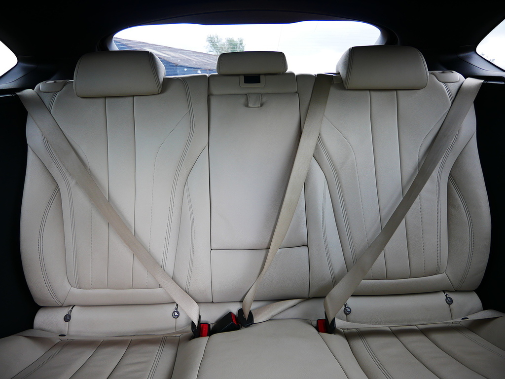 BMW X6 3.0 Xdrive30d M Sport White #21