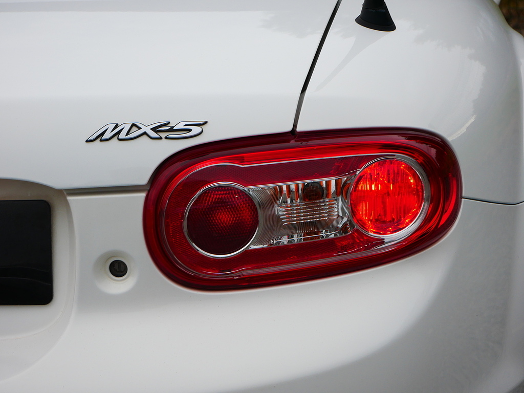 Mazda MX-5 2.0I Sport Tech Roadster Euro 5 Red #26