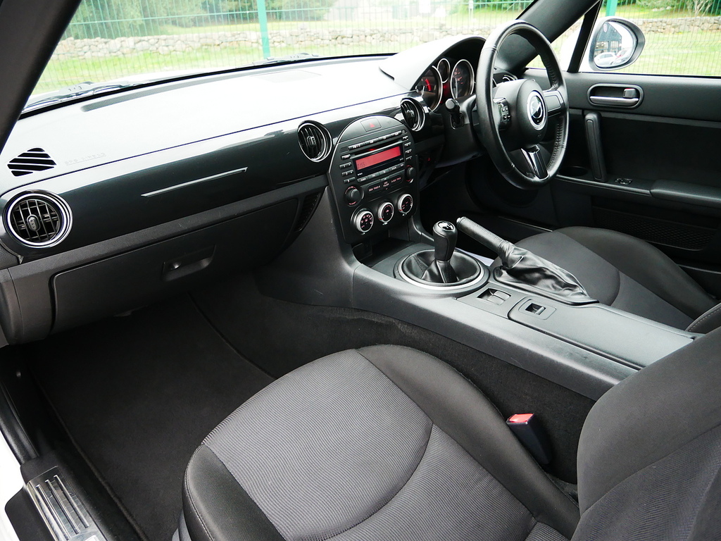 Mazda MX-5 2.0I Sport Tech Roadster Euro 5 Red #14