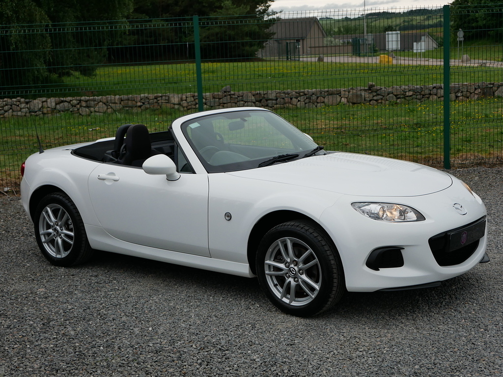 Mazda MX-5 2.0I Sport Tech Roadster Euro 5 Red #10