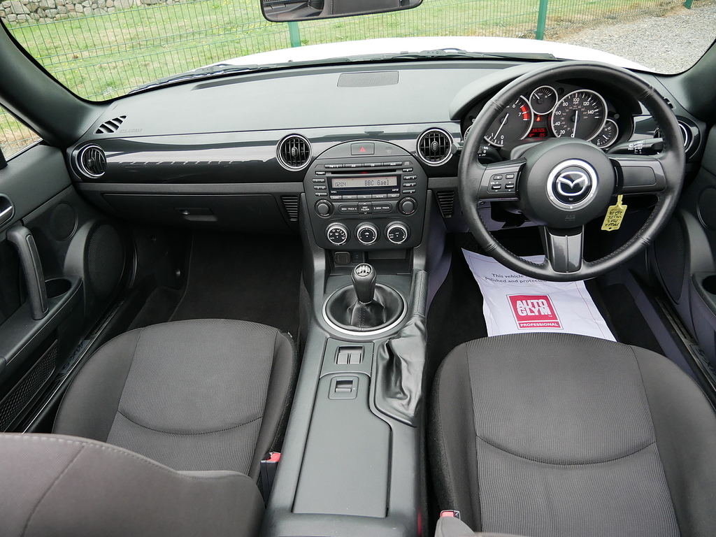 Mazda MX-5 2.0I Sport Tech Roadster Euro 5 Red #50
